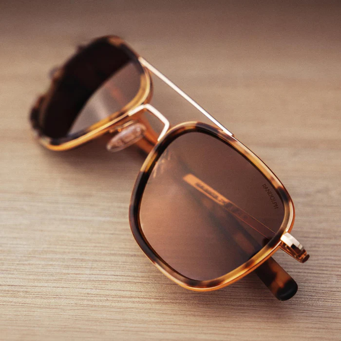 aviator-fusion-lifestyle-2_ea5308e0-bc6e-40f8-88b9-24b5410f4ddf_700x